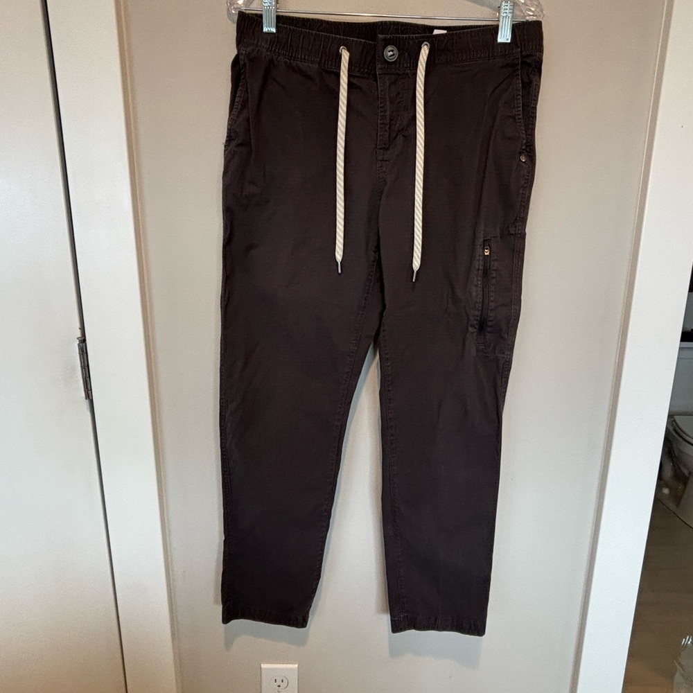 Vuori women’s dark gray Drawstring Jogger Pants